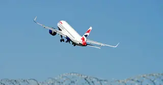 জেট ফুয়েল সরবরাহ বাড়াতে নির্দেশ দিলো ব্রিটেন